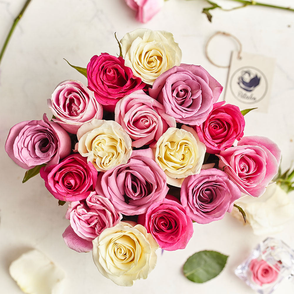 Hermosas cajas de rosas de listón de todos colores